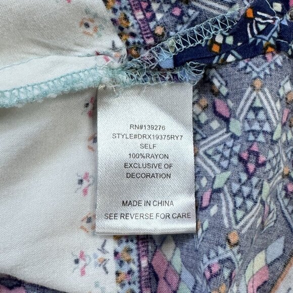 DR2 Womens Tunic Top Blue Sleeveless Tie Dyed Rose Rayon Tie Fringe Boho Size 2X - Picture 8 of 12